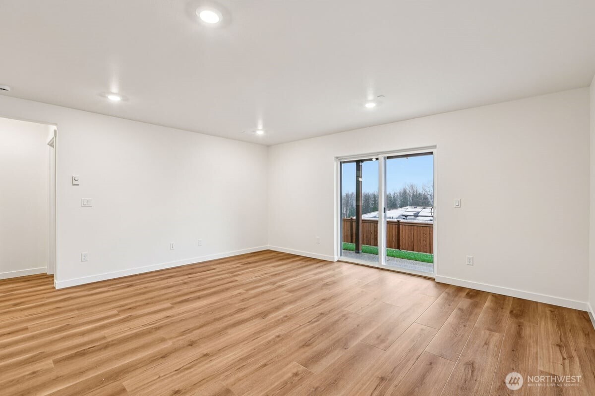 613 103rd Court SE #SW 11, Lake Stevens, WA 98258