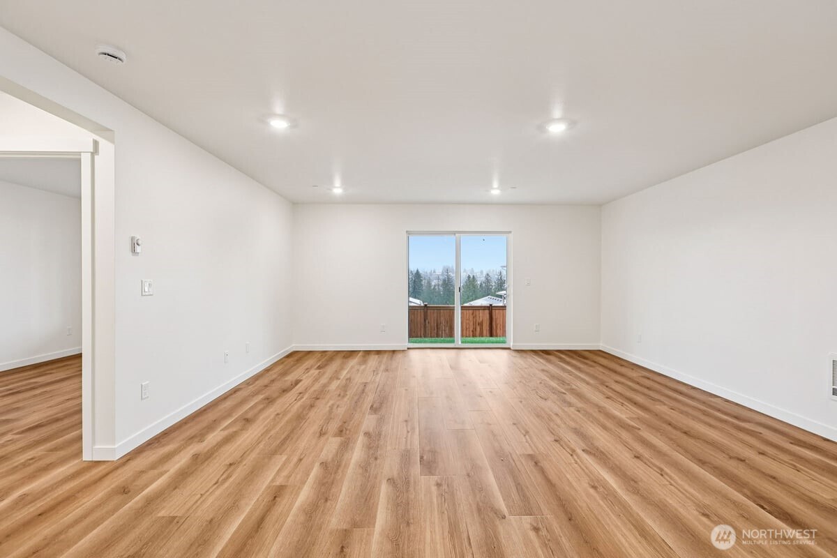 613 103rd Court SE #SW 11, Lake Stevens, WA 98258