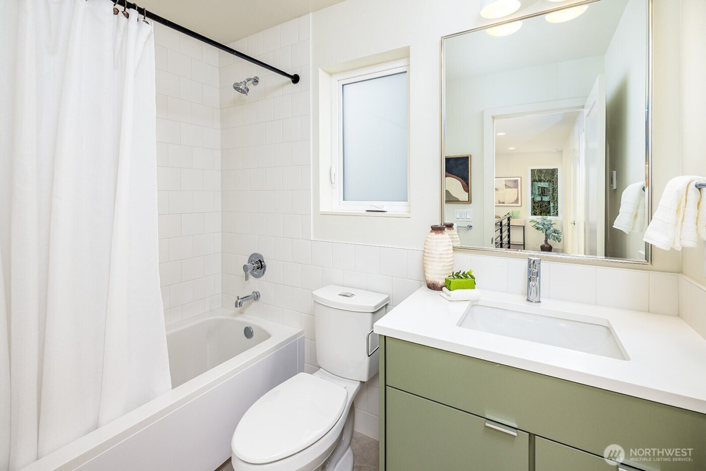 8319 25th Avenue NW, Seattle, WA 98117