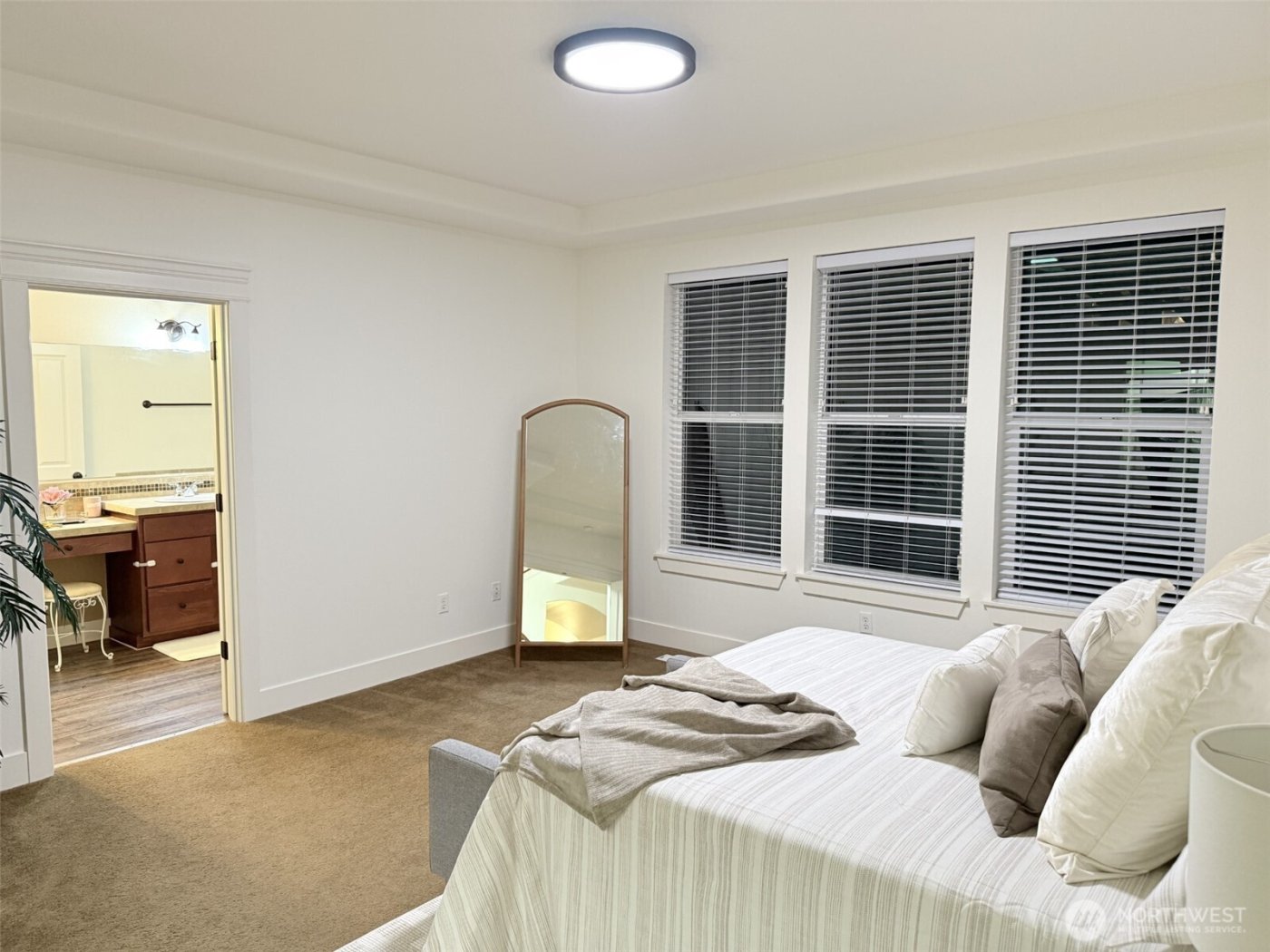 4433 Cashmere Drive NE, Lacey, WA 98516