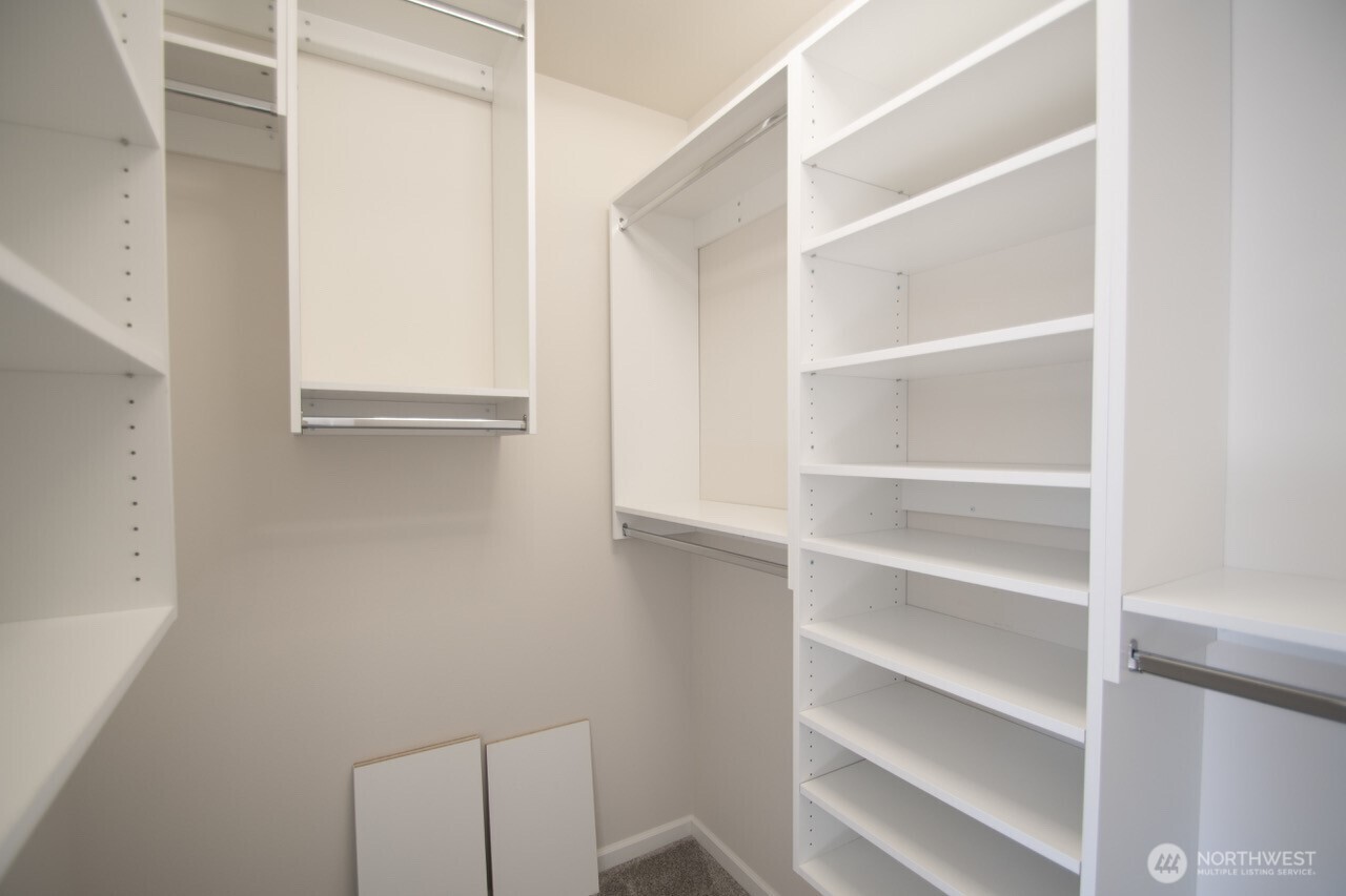 771 SE Nordmann Loop , Port Orchard, WA 98366