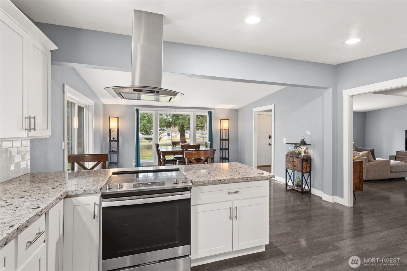 32206 71st Avenue Avenue S, Roy, WA 98580-9450