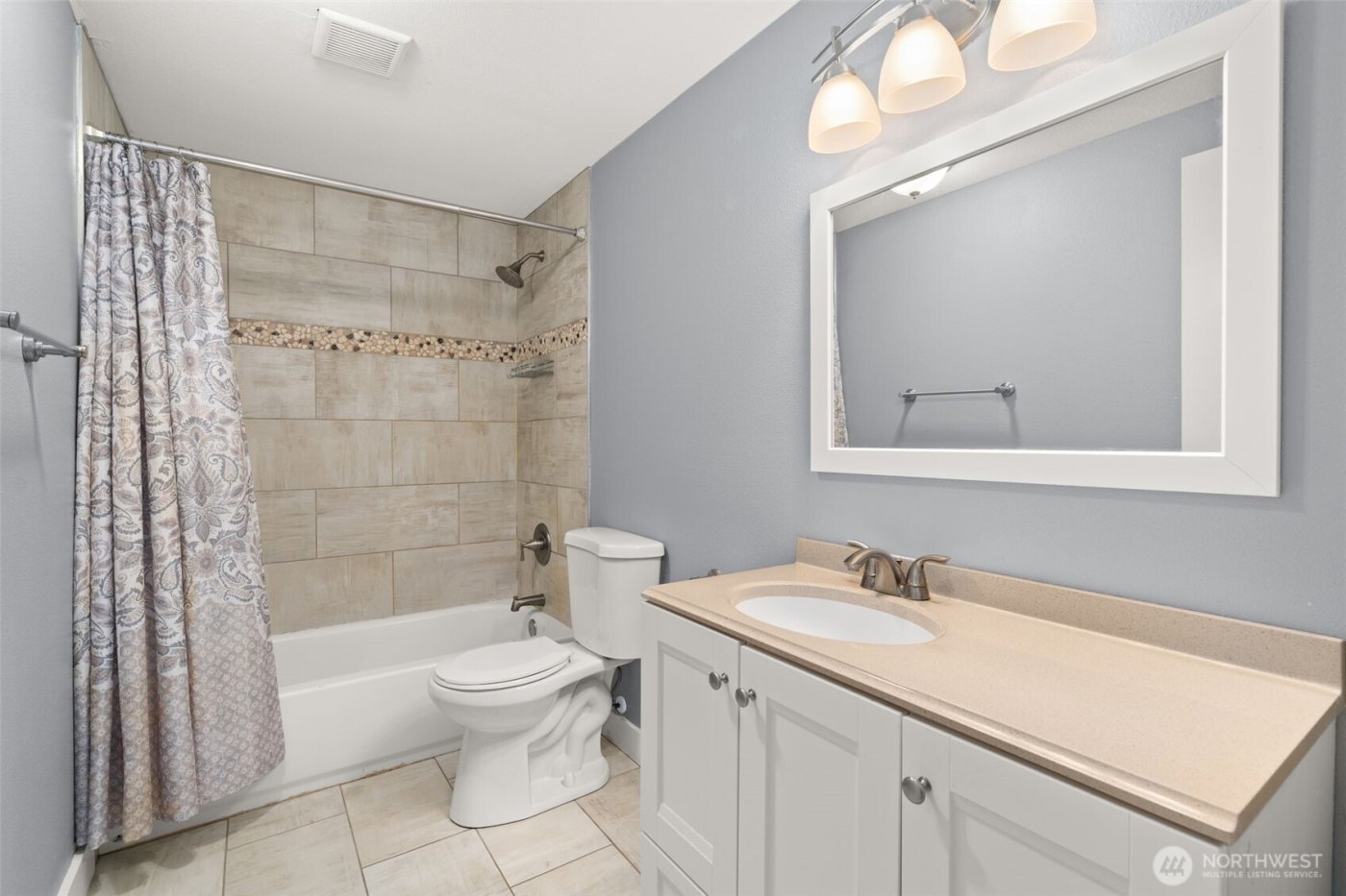 32206 71st Avenue Avenue S, Roy, WA 98580-9450