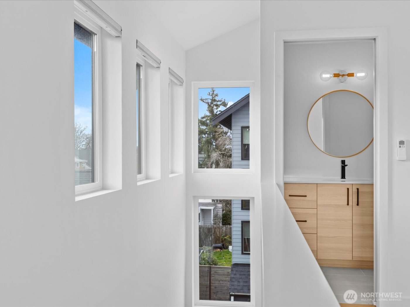 3239 61st Avenue SW #unit B, Seattle, WA 98116