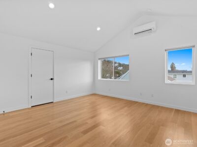 3239 61st Avenue SW #unit B, Seattle, WA 98116 - Photo 20