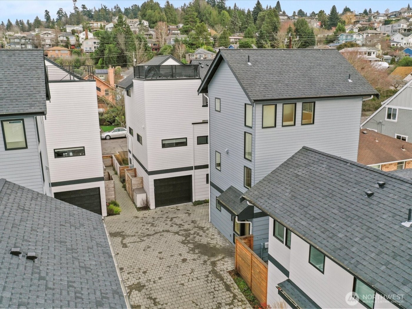 3239 61st Avenue SW #unit B, Seattle, WA 98116