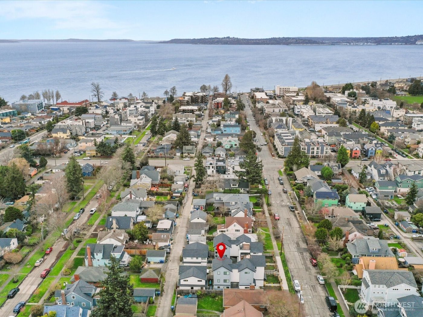 3239 61st Avenue SW #unit B, Seattle, WA 98116