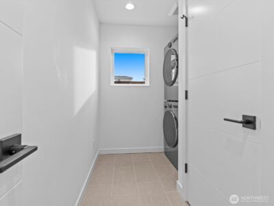 3239 61st Avenue SW #unit B, Seattle, WA 98116 - Photo 7