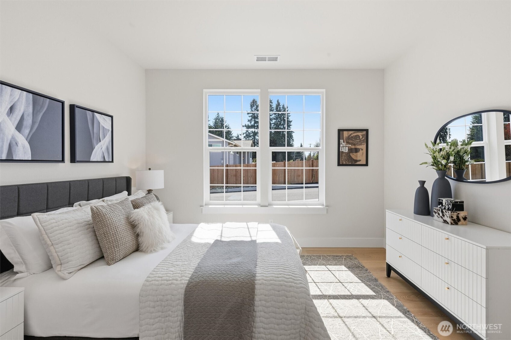 33 213th Place SW, Bothell, WA 98021