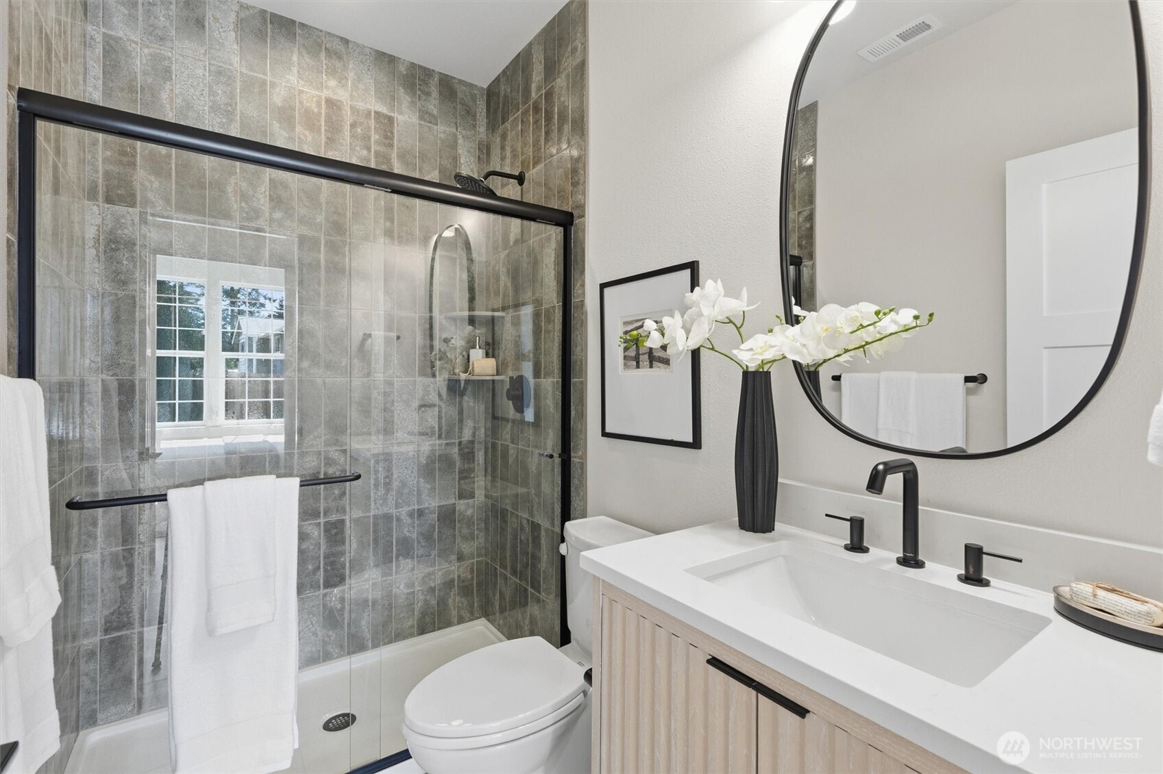 33 213th Place SW, Bothell, WA 98021