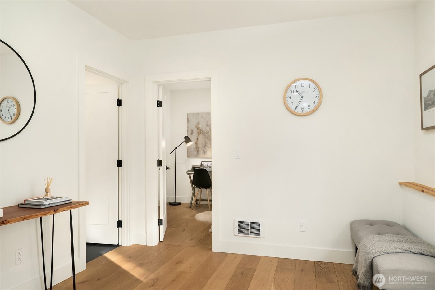 2337 10th Avenue E #D, Seattle, WA 98102