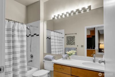 303 E Pike Street #402, Seattle, WA 98122-3698 - Photo 11