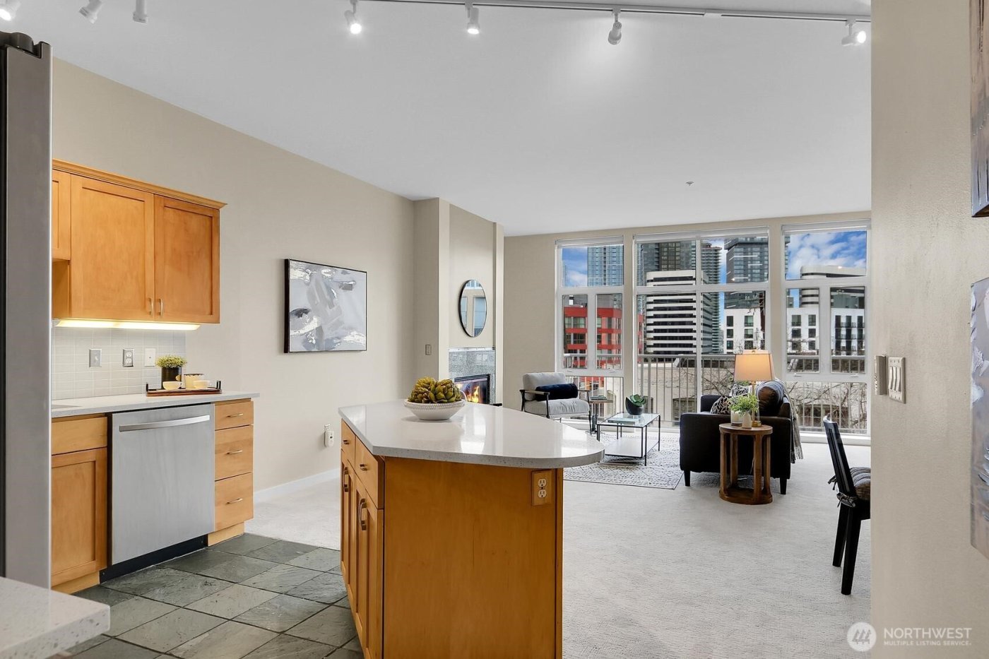 303 E Pike Street #402, Seattle, WA 98122-3698