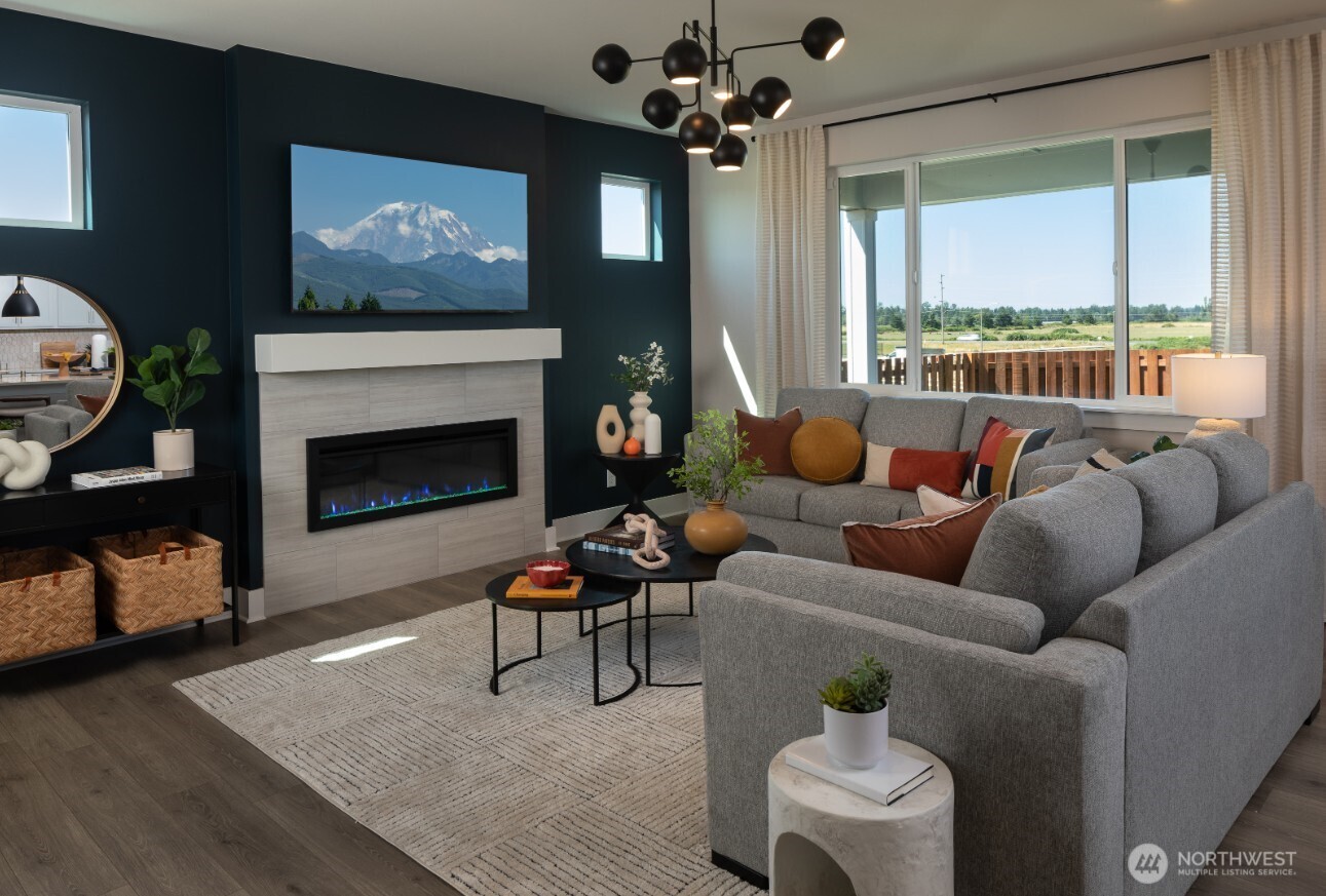 769 Weaver Drive E, Enumclaw, WA 98022