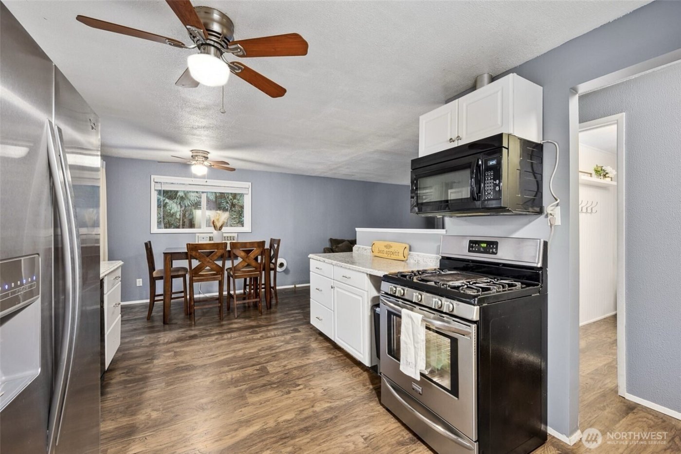 21843 Crest Lane SE, Yelm, WA 98597