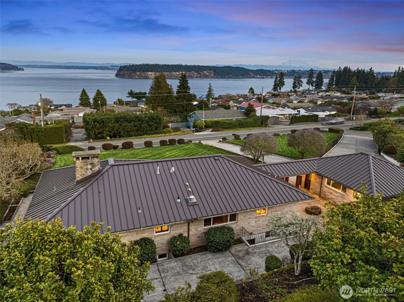 6916 Soundview Drive , Gig Harbor, WA 98335