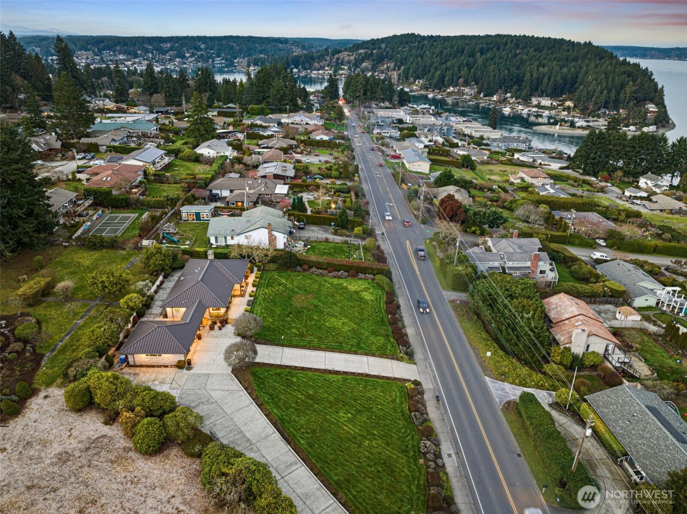 6916 Soundview Drive , Gig Harbor, WA 98335