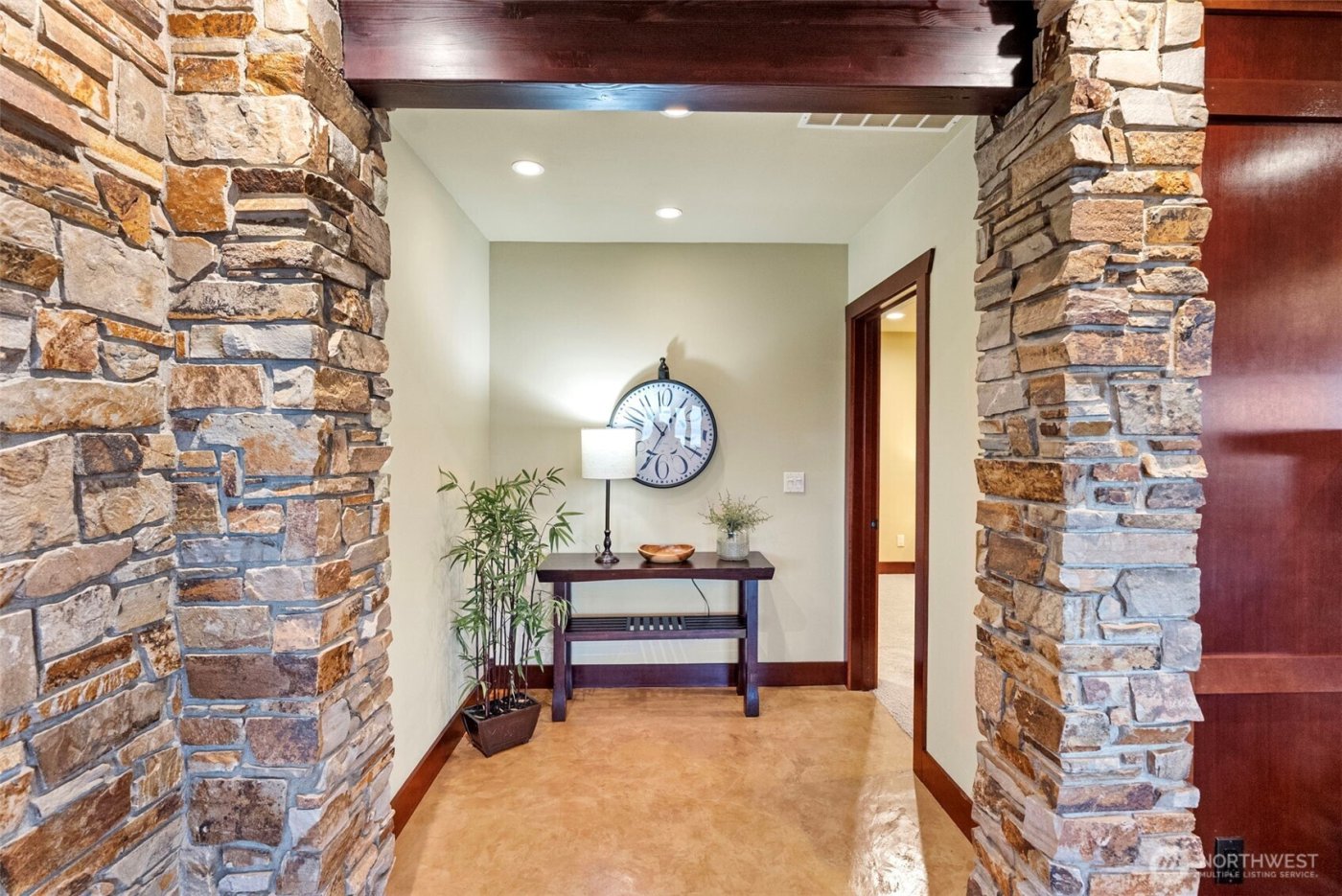 6916 Soundview Drive , Gig Harbor, WA 98335