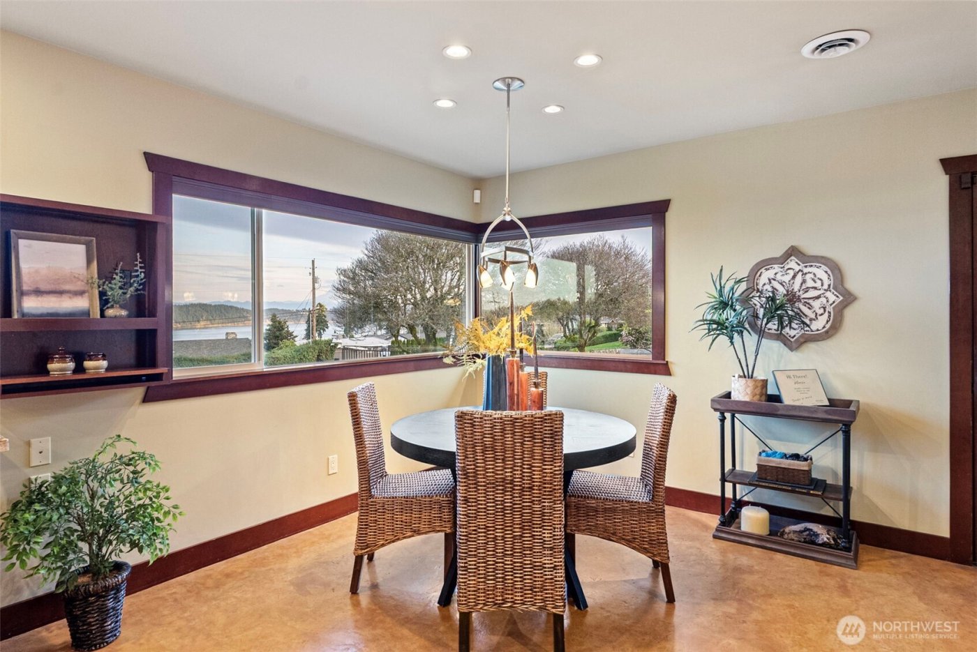 6916 Soundview Drive , Gig Harbor, WA 98335