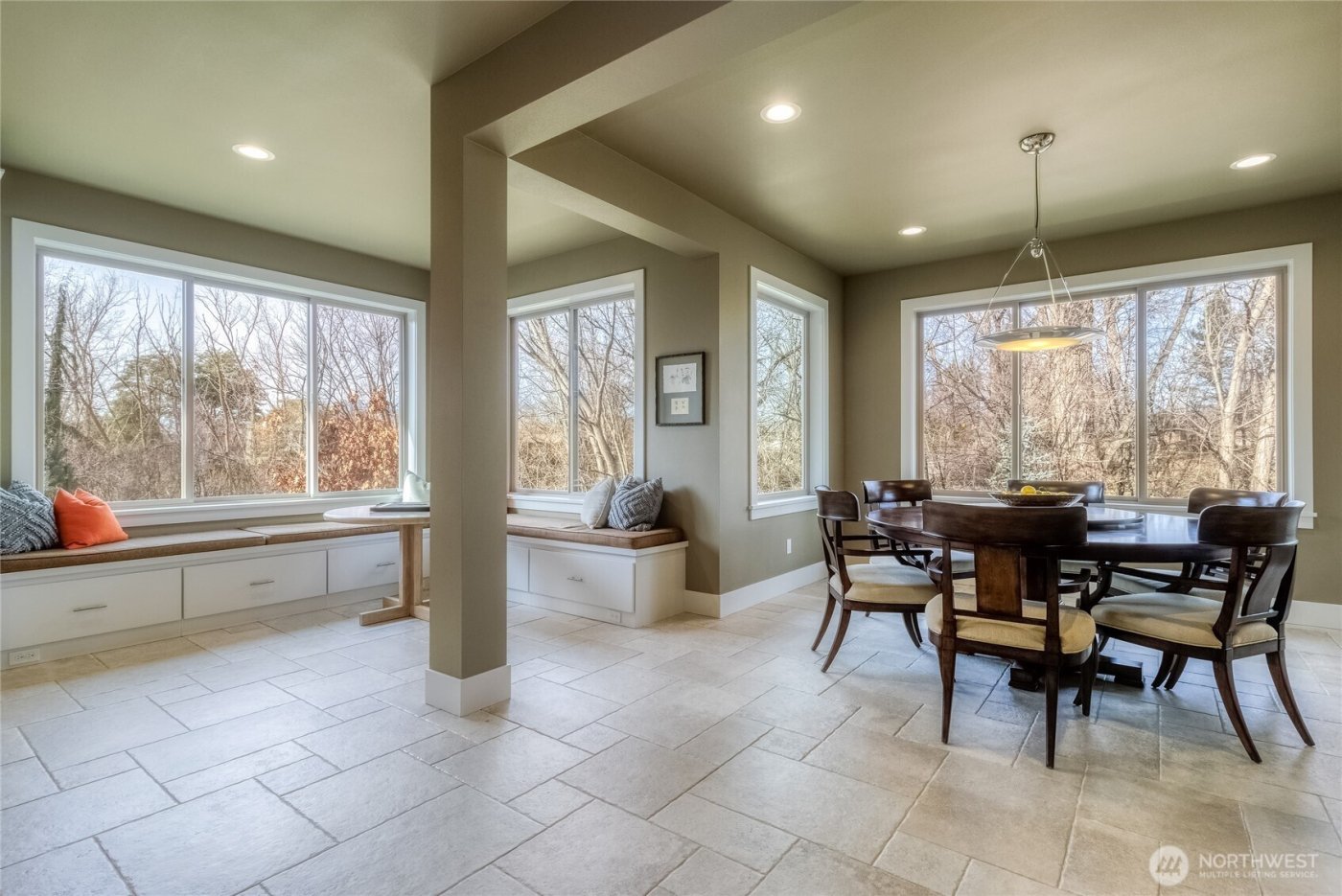 2049 Stillwater Drive , Walla Walla, WA 99362