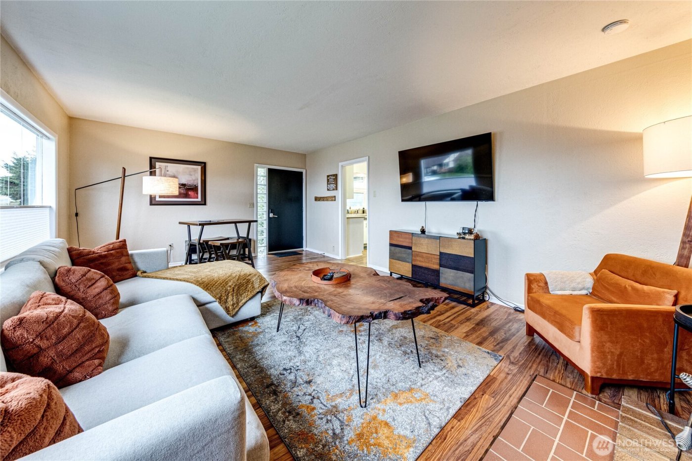 1922 W 7th Street , Port Angeles, WA 98363