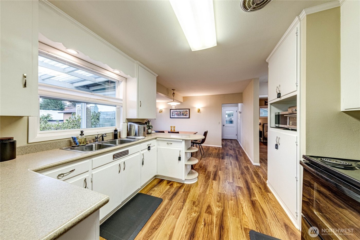 1922 W 7th Street , Port Angeles, WA 98363