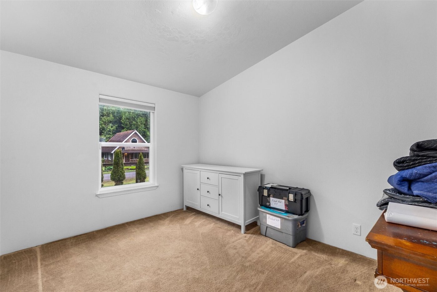 39 Paradise Lane , Pacific Beach, WA 98571