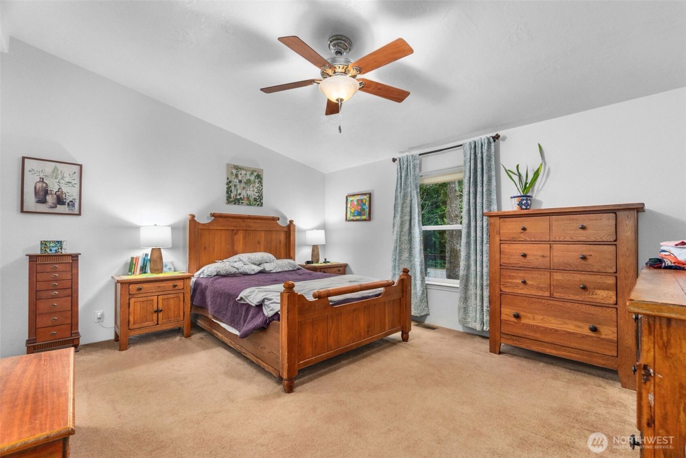 39 Paradise Lane , Pacific Beach, WA 98571