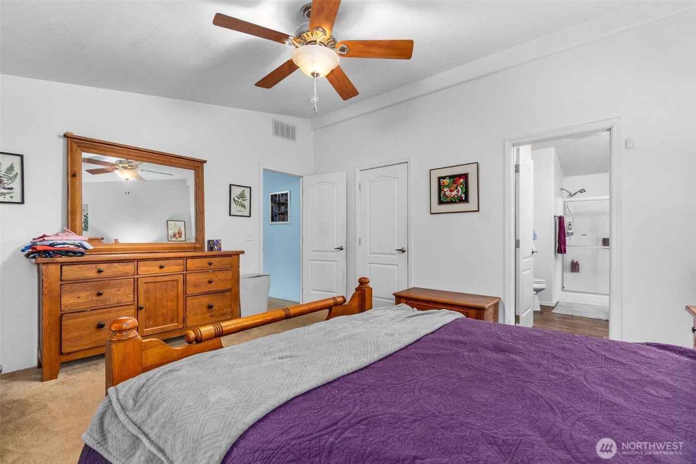 39 Paradise Lane , Pacific Beach, WA 98571