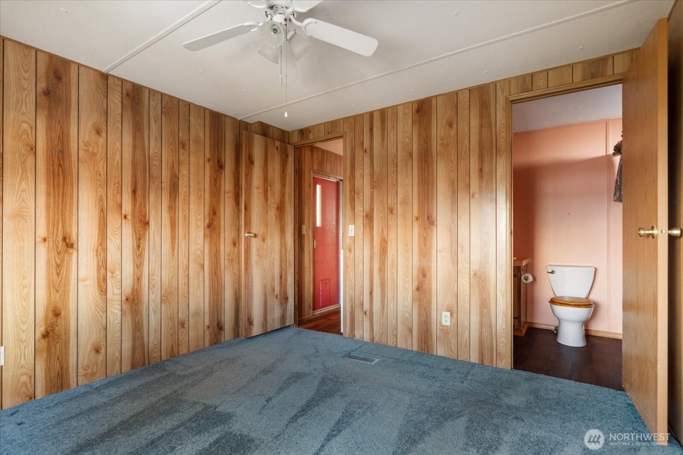 30901 State Route 20 #B3, Oak Harbor, WA 98277