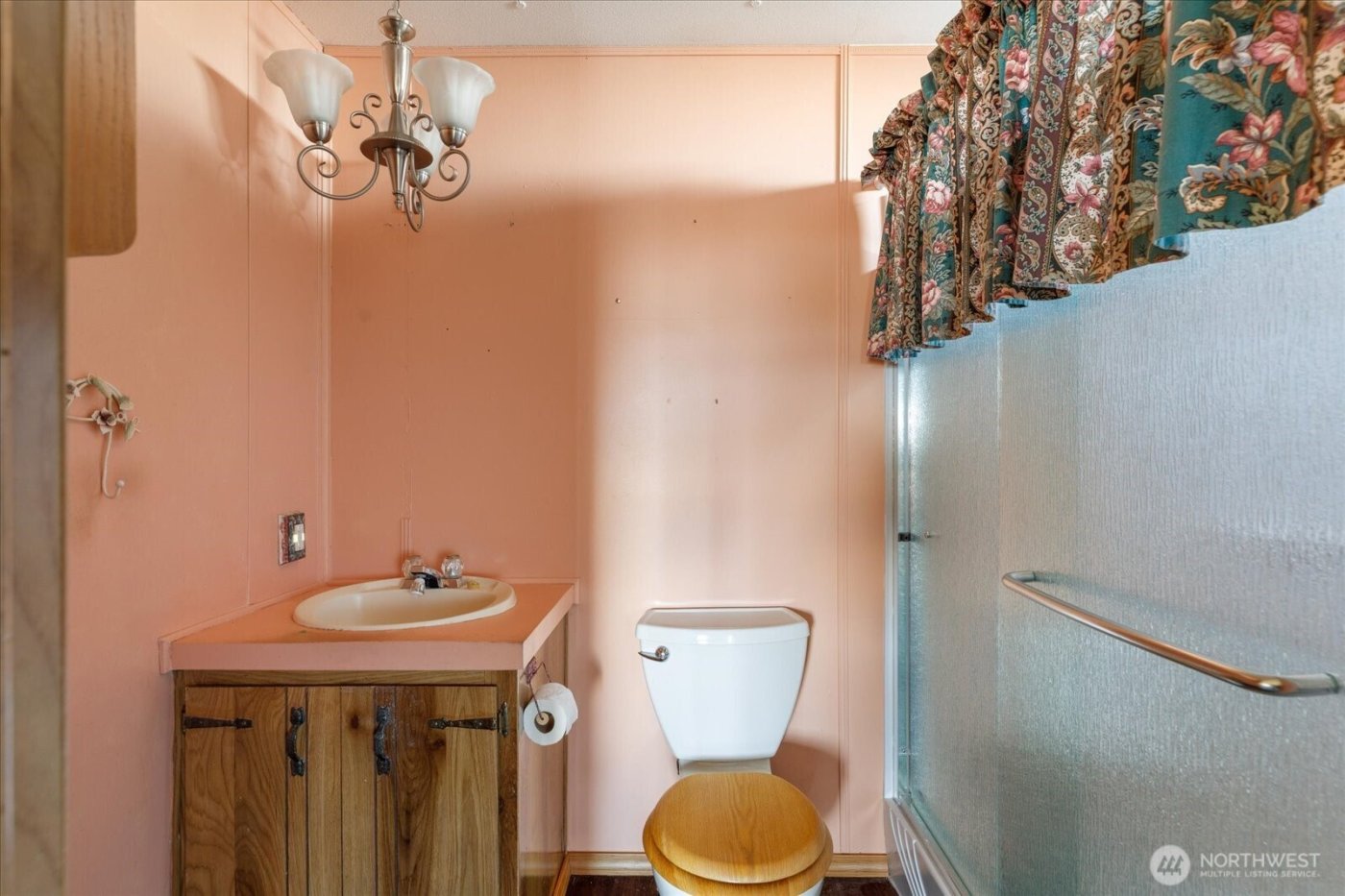 30901 State Route 20 #B3, Oak Harbor, WA 98277