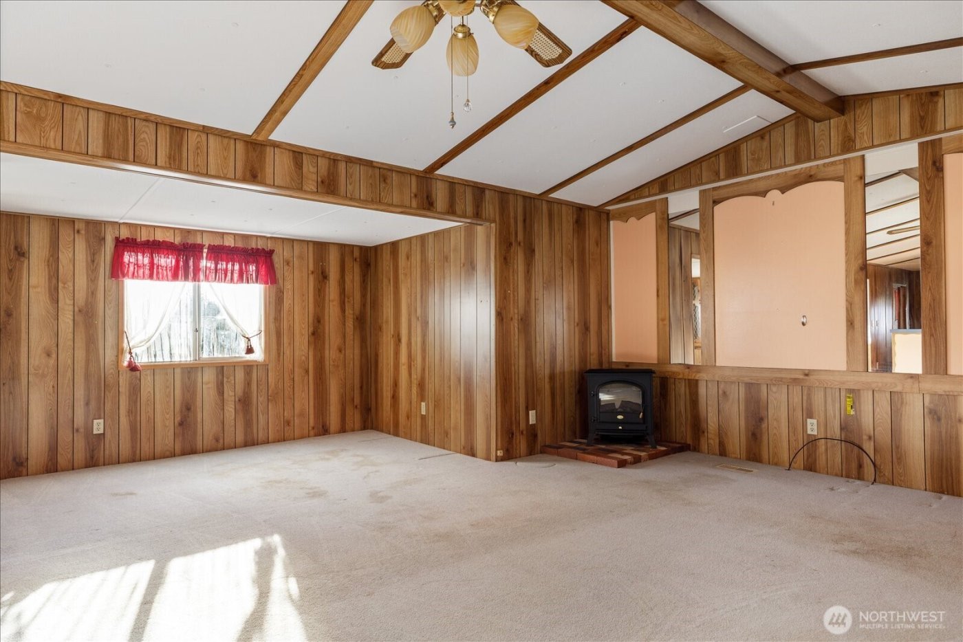 30901 State Route 20 #B3, Oak Harbor, WA 98277