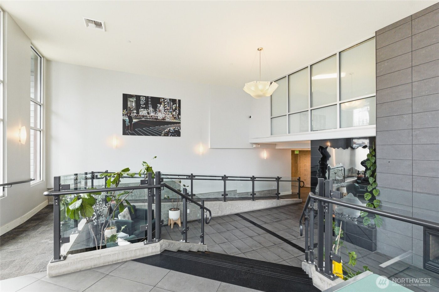 699 John St #319, Seattle, WA 98109