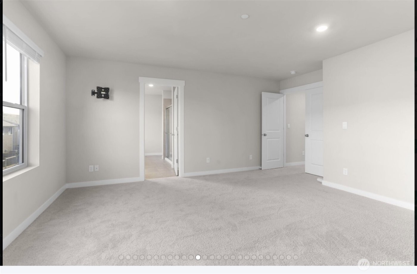 18823 111th Ave E , Puyallup, WA 98374