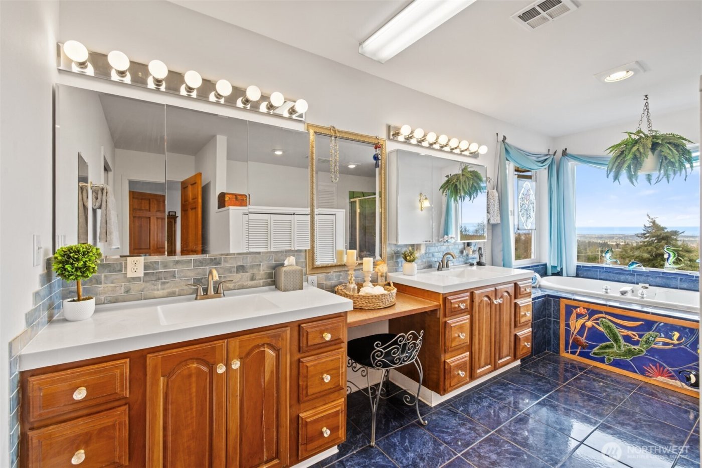 152 Hosler Drive , Sequim, WA 98382