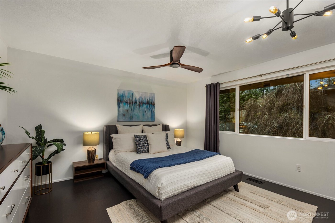 16700 SE 31st Street , Bellevue, WA 98008-5721