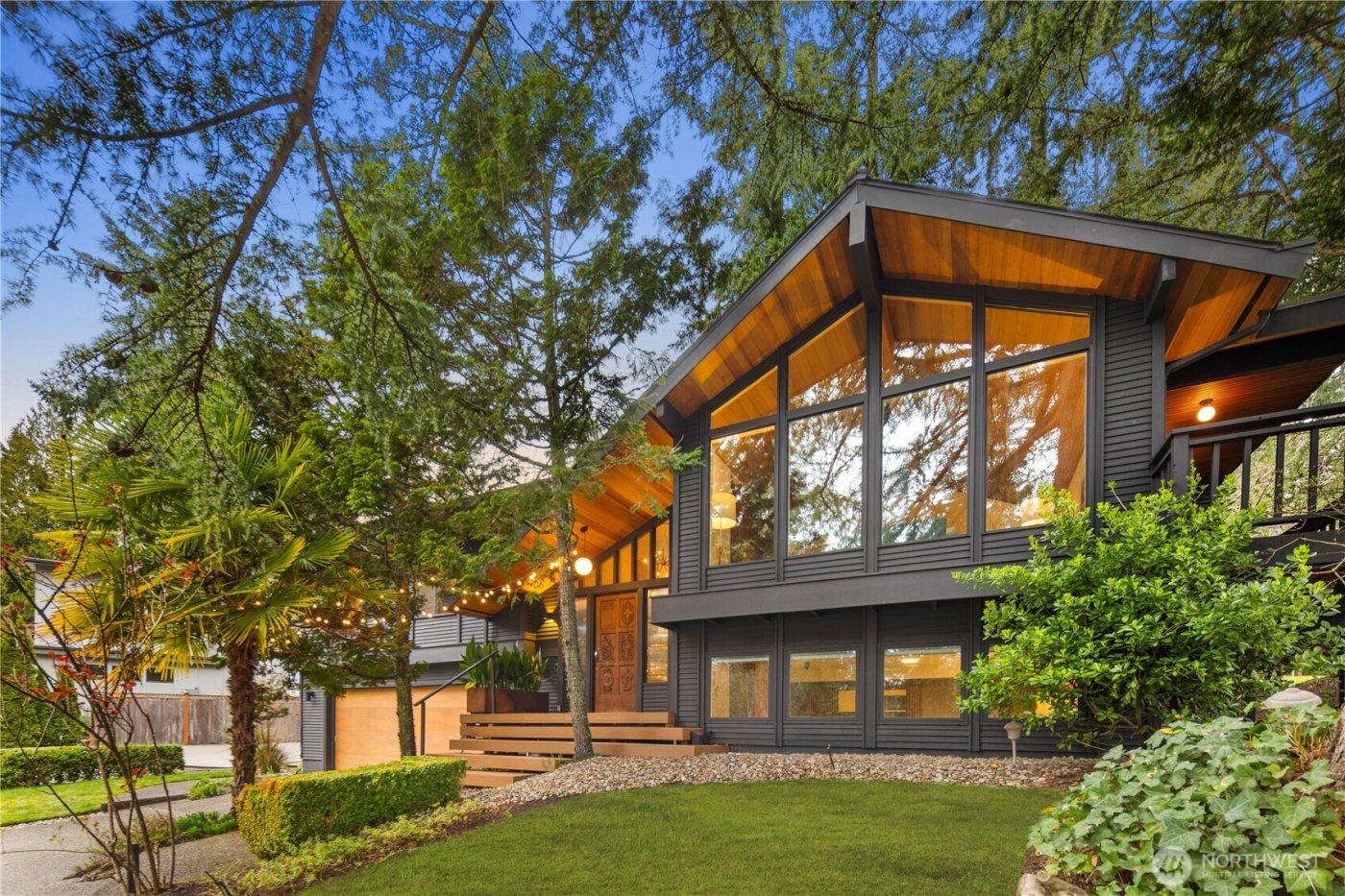 16700 SE 31st Street , Bellevue, WA 98008-5721