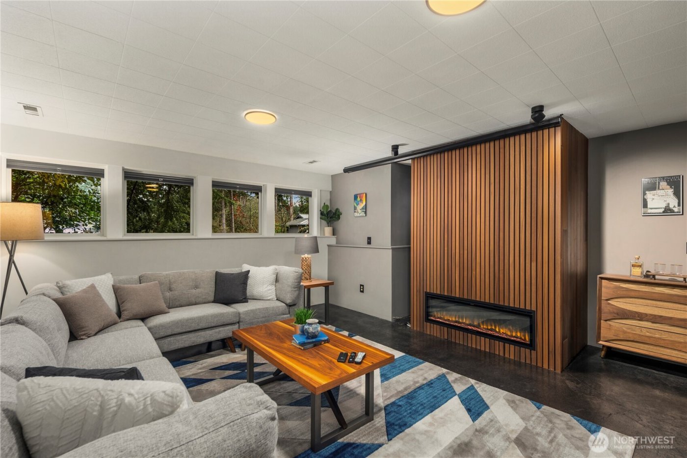 16700 SE 31st Street , Bellevue, WA 98008-5721