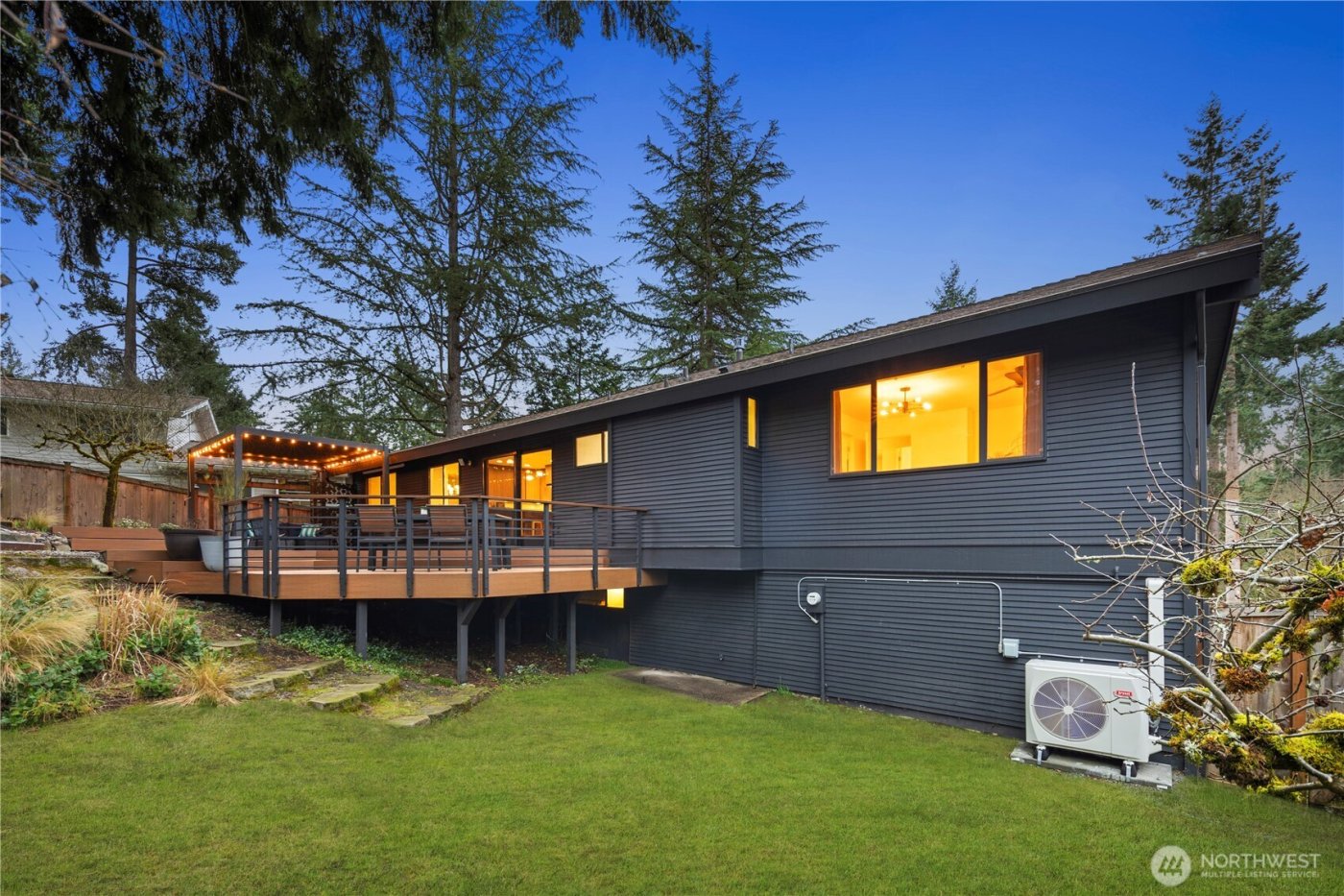 16700 SE 31st Street , Bellevue, WA 98008-5721