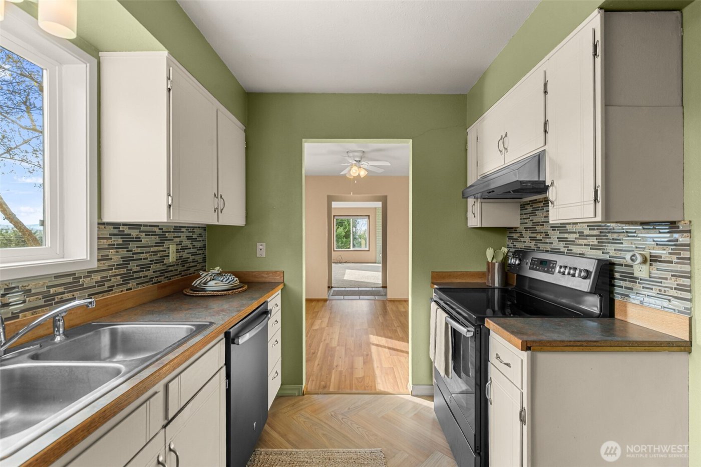 2908 Alvista Place , Wenatchee, WA 98801