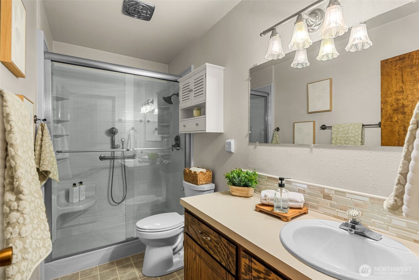 2908 Alvista Place , Wenatchee, WA 98801