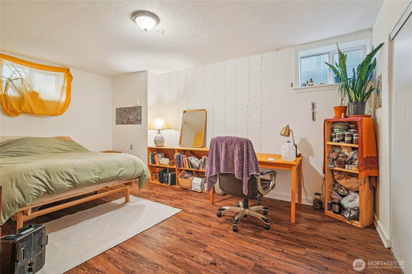 3913 3915 S Edmunds Street , Seattle, WA 98118