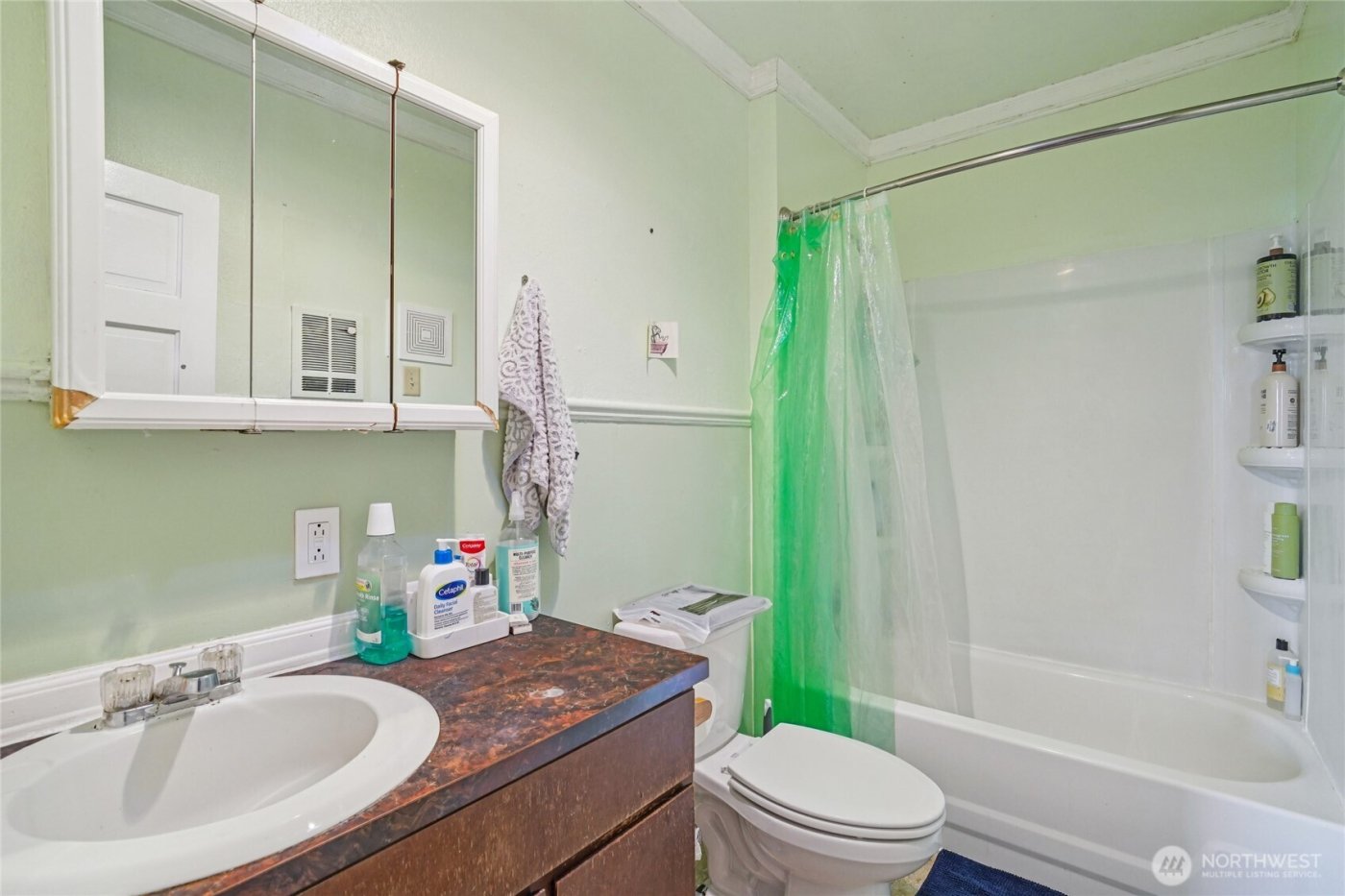 3913 3915 S Edmunds Street , Seattle, WA 98118