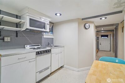 3913 3915 S Edmunds Street , Seattle, WA 98118 - Photo 32