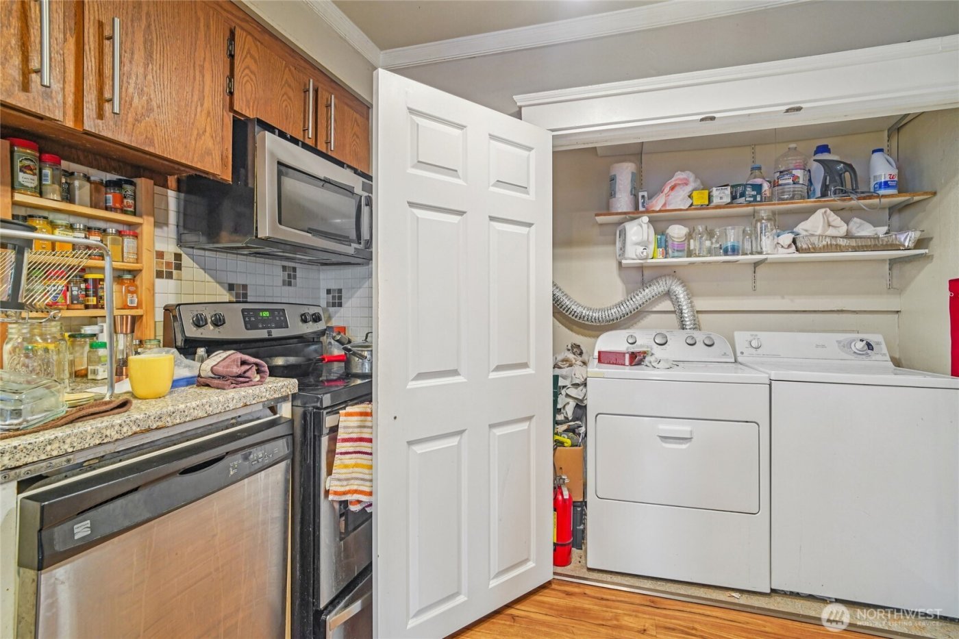 3913 3915 S Edmunds Street , Seattle, WA 98118