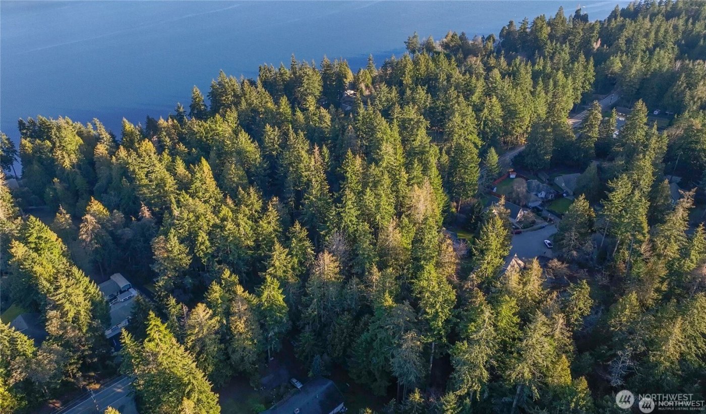 3 Illahee Road NE, Bremerton, WA 98311