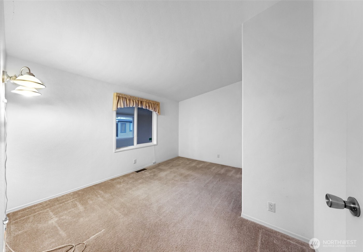 1200 Lincoln Street SW #120, Bellingham, WA 98229