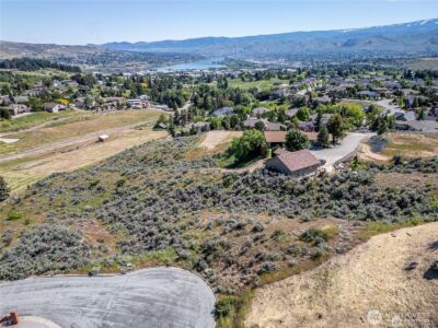 327 Mahogany Lane , Wenatchee, WA 98801