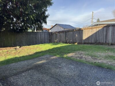 2826 NE 8th Street , Renton, WA 98056 - Photo 17
