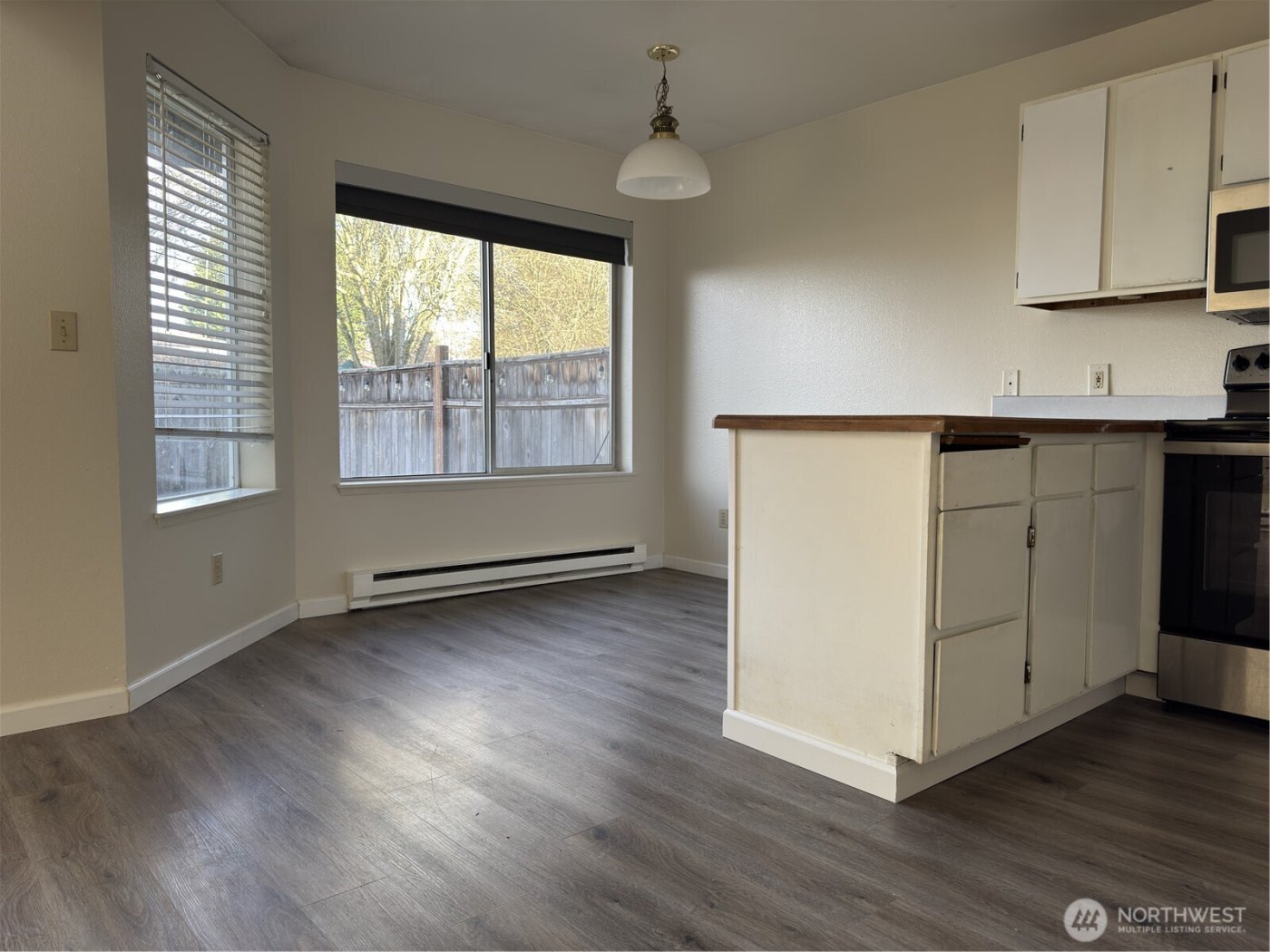 2826 NE 8th Street , Renton, WA 98056